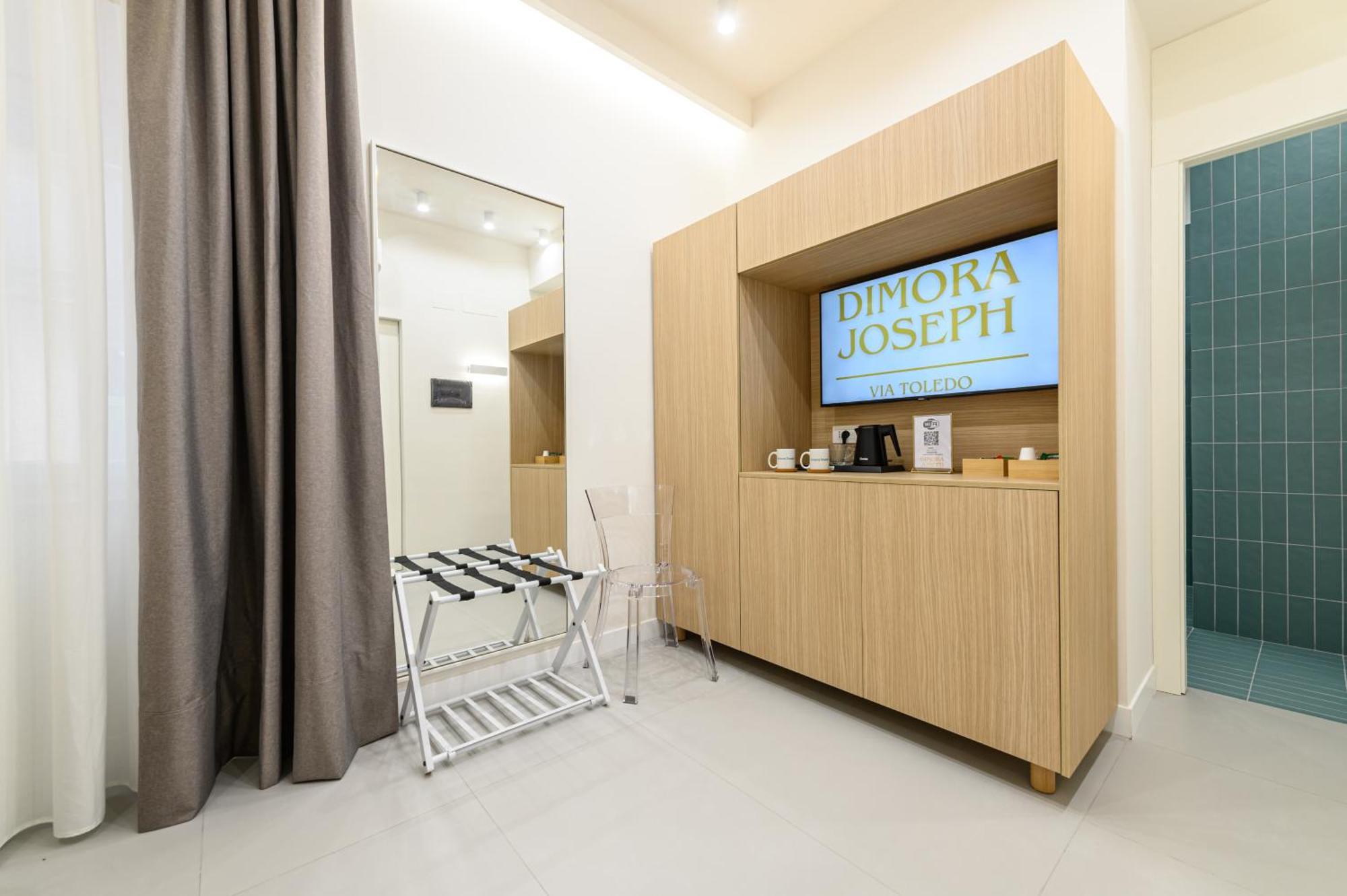 Dimora Joseph Via Toledo Hotel Napoli Exterior foto